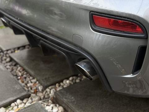 Abarth 595 1.4 T-Jet 70th Hatchback 3dr Petrol Manual Euro 6 (145 ps) - U162