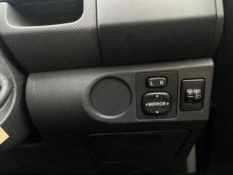 Toyota Yaris 1.3 T3 Hatchback 5dr Petrol Multimode (136 g/km, 85 bhp) - U173