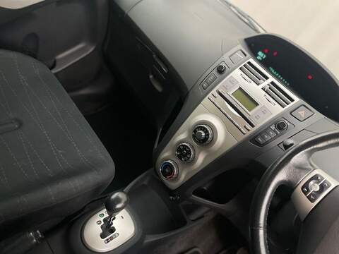 Toyota Yaris 1.3 T3 Hatchback 5dr Petrol Multimode (136 g/km, 85 bhp) - U173