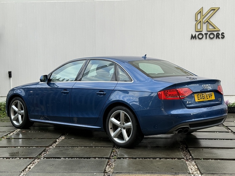 Audi A4 2.0 TFSI Executive S line Saloon 4dr Petrol S Tronic quattro Euro 5 (211 ps) - U178