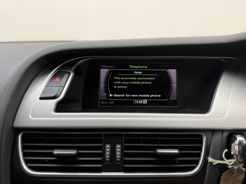 Audi A4 2.0 TFSI Executive S line Saloon 4dr Petrol S Tronic quattro Euro 5 (211 ps) - U178