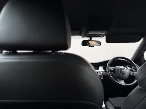 Audi A4 2.0 TFSI Executive S line Saloon 4dr Petrol S Tronic quattro Euro 5 (211 ps) - U178