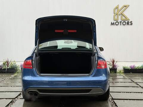 Audi A4 2.0 TFSI Executive S line Saloon 4dr Petrol S Tronic quattro Euro 5 (211 ps) - U178