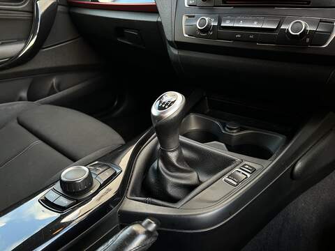 BMW 1 Series 1.6 116i Sport Hatchback 3dr Petrol Manual Euro 5 (s/s) (136 ps) - U179