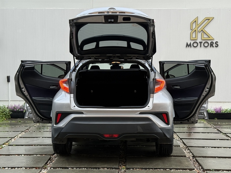 Toyota C-HR 1.8 VVT-h Dynamic SUV 5dr Petrol Hybrid CVT Euro 6 (s/s) (122 ps) - U188