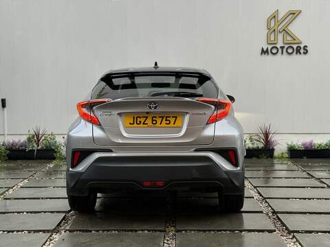 Toyota C-HR 1.8 VVT-h Dynamic SUV 5dr Petrol Hybrid CVT Euro 6 (s/s) (122 ps) - U188