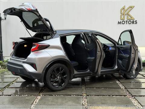 Toyota C-HR 1.8 VVT-h Dynamic SUV 5dr Petrol Hybrid CVT Euro 6 (s/s) (122 ps) - U188