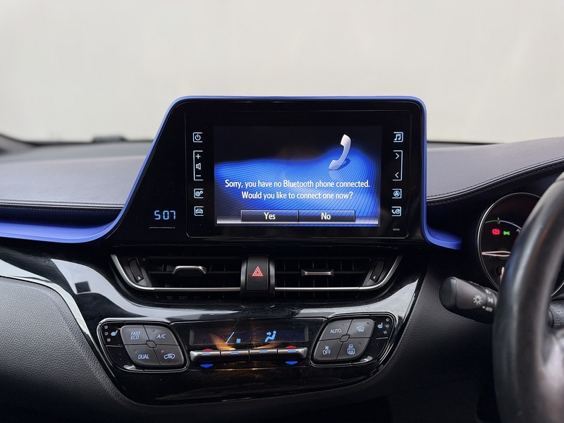 Toyota C-HR 1.8 VVT-h Dynamic SUV 5dr Petrol Hybrid CVT Euro 6 (s/s) (122 ps) - U188