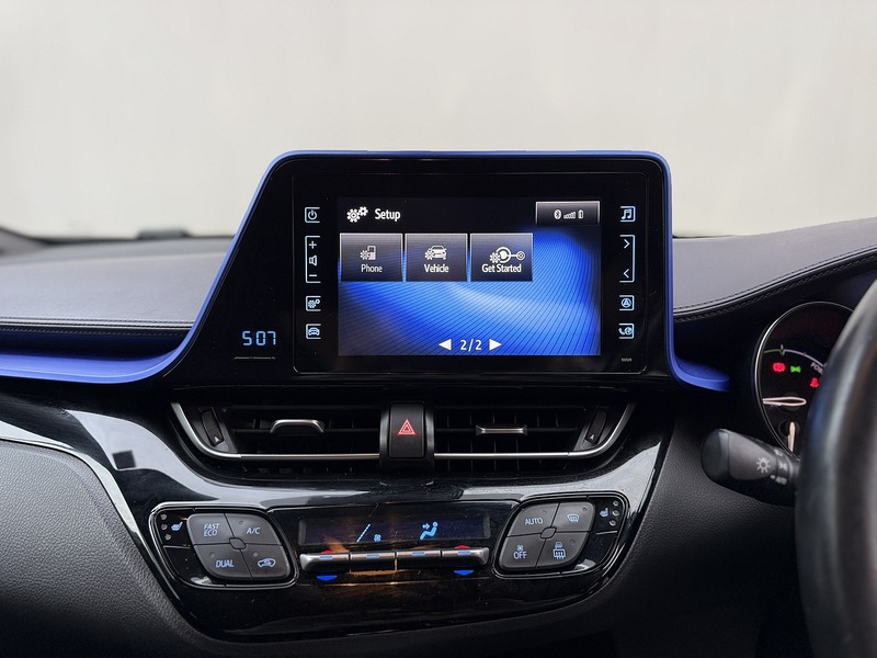 Toyota C-HR 1.8 VVT-h Dynamic SUV 5dr Petrol Hybrid CVT Euro 6 (s/s) (122 ps) - U188