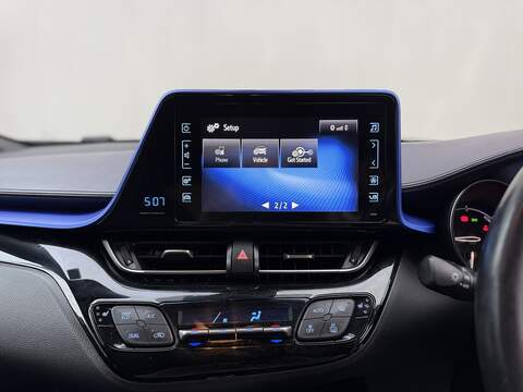 Toyota C-HR 1.8 VVT-h Dynamic SUV 5dr Petrol Hybrid CVT Euro 6 (s/s) (122 ps) - U188