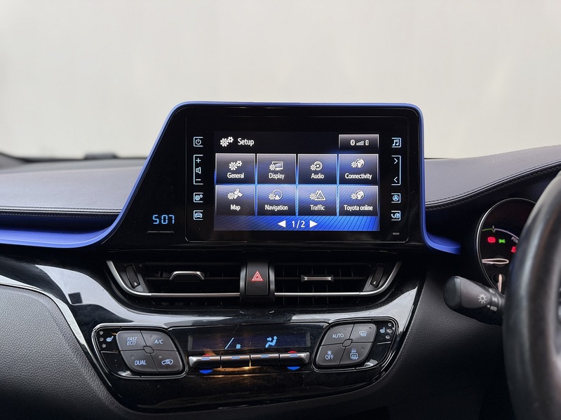 Toyota C-HR 1.8 VVT-h Dynamic SUV 5dr Petrol Hybrid CVT Euro 6 (s/s) (122 ps) - U188