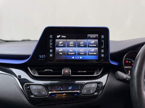 Toyota C-HR 1.8 VVT-h Dynamic SUV 5dr Petrol Hybrid CVT Euro 6 (s/s) (122 ps) - U188