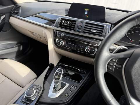 BMW 3 Series 2.0 320i Sport Touring 5dr Petrol Auto Euro 6 (s/s) (184 ps) - U191