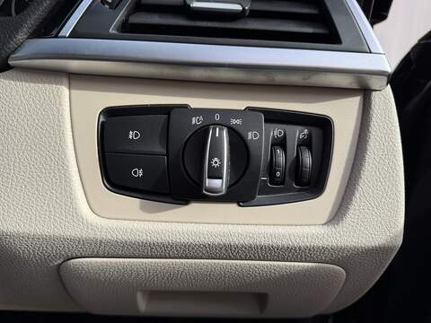 BMW 3 Series 2.0 320i Sport Touring 5dr Petrol Auto Euro 6 (s/s) (184 ps) - U191