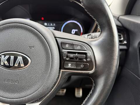 Kia Niro 64kWh 4+ SUV 5dr Electric Auto (201 bhp) - U194