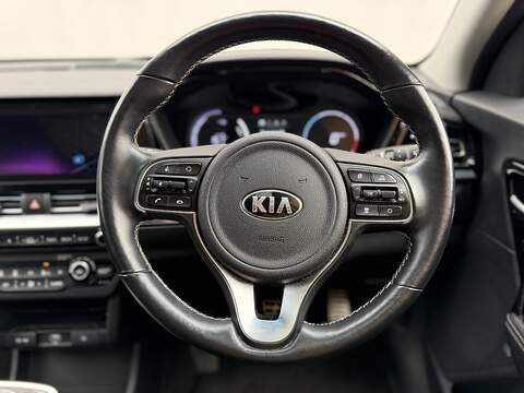 Kia Niro 64kWh 4+ SUV 5dr Electric Auto (201 bhp) - U194