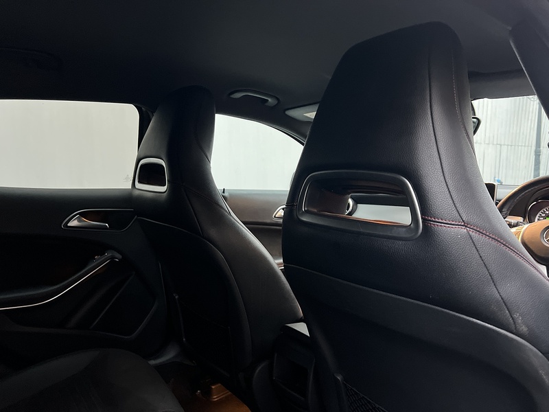 Mercedes-Benz GLA 2.1 GLA220 CDI AMG Line SUV 5dr Diesel 7G-DCT 4MATIC Euro 6 (s/s) (170 ps) - U196