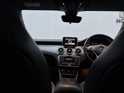 Mercedes-Benz GLA 2.1 GLA220 CDI AMG Line SUV 5dr Diesel 7G-DCT 4MATIC Euro 6 (s/s) (170 ps) - U196