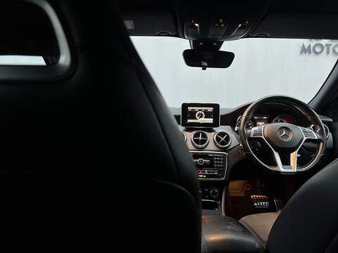 Mercedes-Benz GLA 2.1 GLA220 CDI AMG Line SUV 5dr Diesel 7G-DCT 4MATIC Euro 6 (s/s) (170 ps) - U196