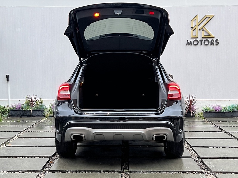 Mercedes-Benz GLA 2.1 GLA220 CDI AMG Line SUV 5dr Diesel 7G-DCT 4MATIC Euro 6 (s/s) (170 ps) - U196