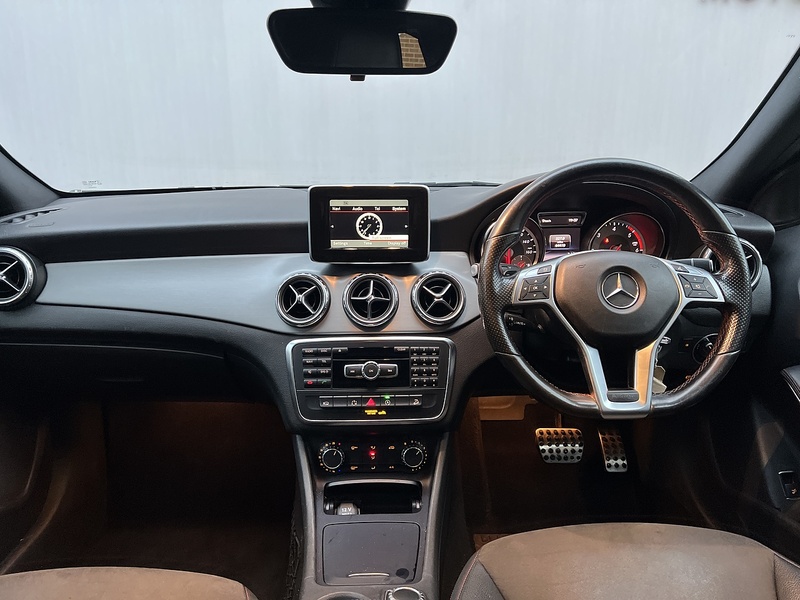 Mercedes-Benz GLA 2.1 GLA220 CDI AMG Line SUV 5dr Diesel 7G-DCT 4MATIC Euro 6 (s/s) (170 ps) - U196