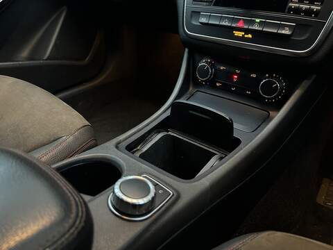 Mercedes-Benz GLA 2.1 GLA220 CDI AMG Line SUV 5dr Diesel 7G-DCT 4MATIC Euro 6 (s/s) (170 ps) - U196