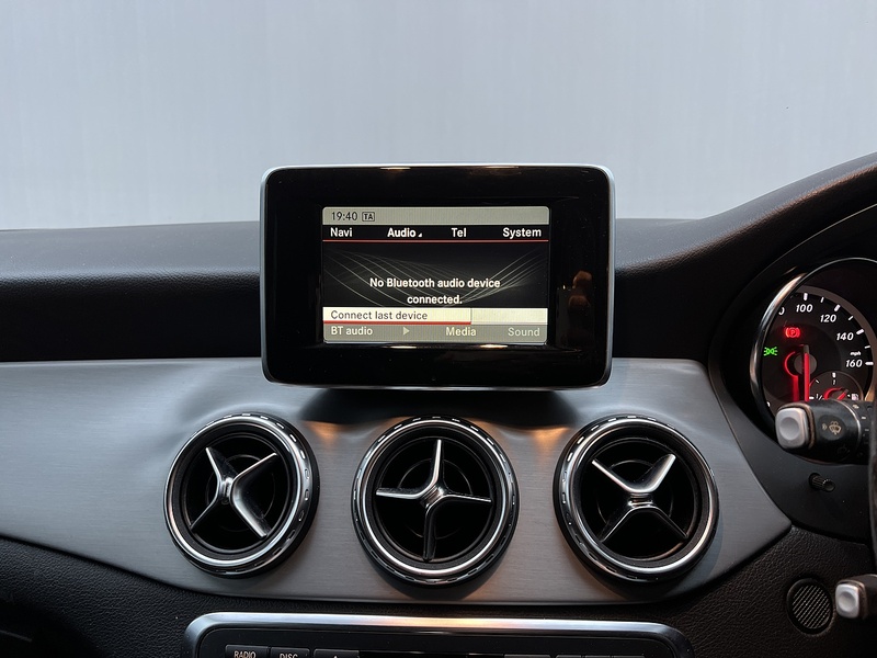 Mercedes-Benz GLA 2.1 GLA220 CDI AMG Line SUV 5dr Diesel 7G-DCT 4MATIC Euro 6 (s/s) (170 ps) - U196