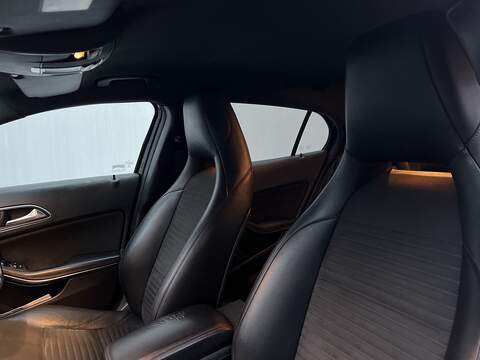 Mercedes-Benz GLA 2.1 GLA220 CDI AMG Line SUV 5dr Diesel 7G-DCT 4MATIC Euro 6 (s/s) (170 ps) - U196