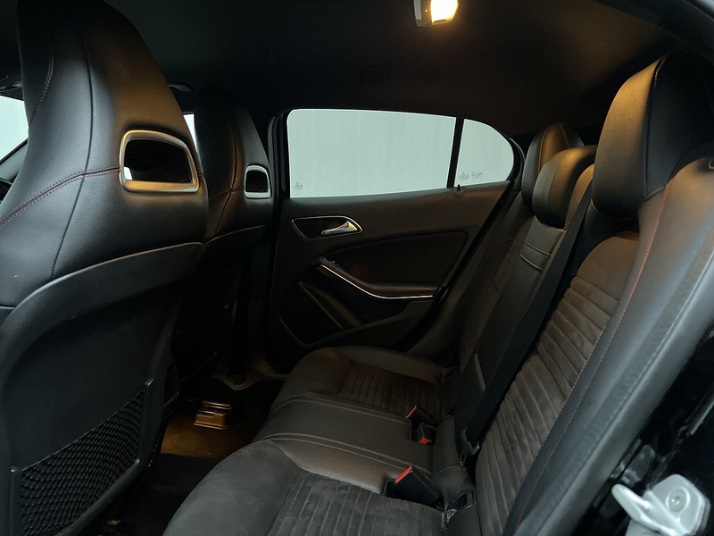 Mercedes-Benz GLA 2.1 GLA220 CDI AMG Line SUV 5dr Diesel 7G-DCT 4MATIC Euro 6 (s/s) (170 ps) - U196