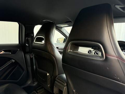 Mercedes-Benz GLA 2.1 GLA220 CDI AMG Line SUV 5dr Diesel 7G-DCT 4MATIC Euro 6 (s/s) (170 ps) - U198