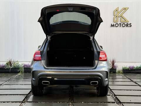 Mercedes-Benz GLA 2.1 GLA220 CDI AMG Line SUV 5dr Diesel 7G-DCT 4MATIC Euro 6 (s/s) (170 ps) - U198