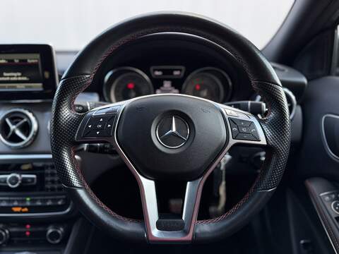 Mercedes-Benz GLA 2.1 GLA220 CDI AMG Line SUV 5dr Diesel 7G-DCT 4MATIC Euro 6 (s/s) (170 ps) - U198