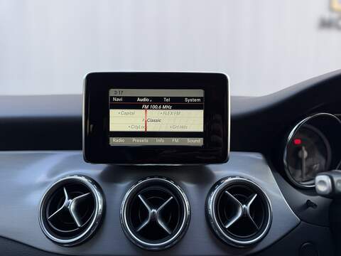 Mercedes-Benz GLA 2.1 GLA220 CDI AMG Line SUV 5dr Diesel 7G-DCT 4MATIC Euro 6 (s/s) (170 ps) - U198