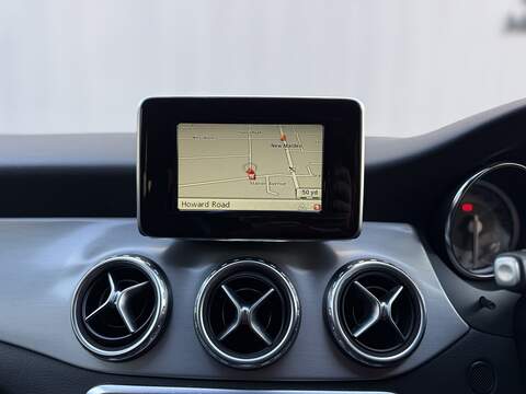 Mercedes-Benz GLA 2.1 GLA220 CDI AMG Line SUV 5dr Diesel 7G-DCT 4MATIC Euro 6 (s/s) (170 ps) - U198