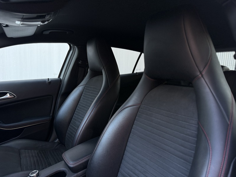 Mercedes-Benz GLA 2.1 GLA220 CDI AMG Line SUV 5dr Diesel 7G-DCT 4MATIC Euro 6 (s/s) (170 ps) - U198