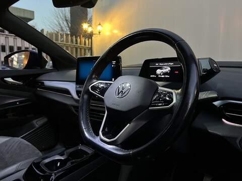 Volkswagen ID.4 Pure 52kWh Life SUV 5dr Electric Auto (148 ps) - U201