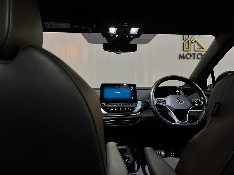 Volkswagen ID.4 Pure 52kWh Life SUV 5dr Electric Auto (148 ps) - U201