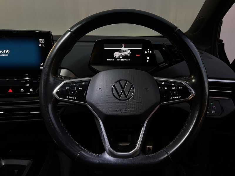 Volkswagen ID.4 Pure 52kWh Life SUV 5dr Electric Auto (148 ps) - U201