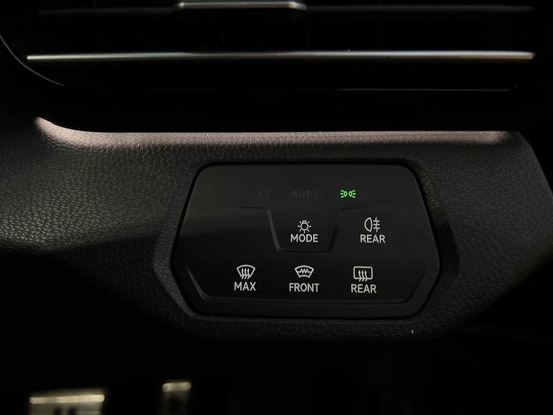 Volkswagen ID.4 Pure 52kWh Life SUV 5dr Electric Auto (148 ps) - U201