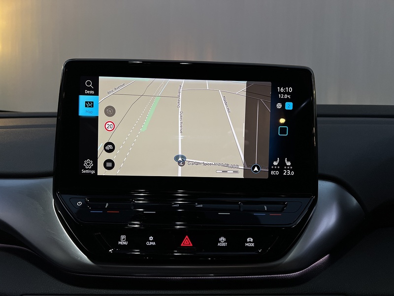 Volkswagen ID.4 Pure 52kWh Life SUV 5dr Electric Auto (148 ps) - U201