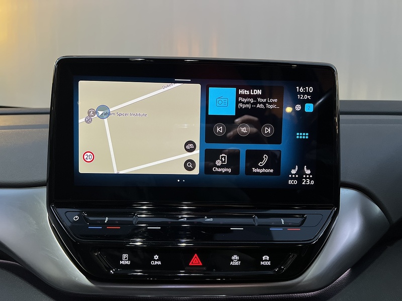 Volkswagen ID.4 Pure 52kWh Life SUV 5dr Electric Auto (148 ps) - U201