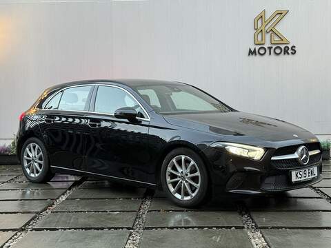 Mercedes-Benz A Class 35.8kWh e-Golf Hatchback 5dr Electric Auto (136 ps)