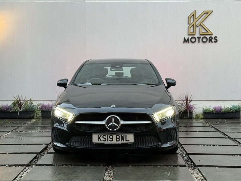 Mercedes-Benz A Class 1.5 A180d Sport (Executive) Hatchback 5dr Diesel 7G-DCT Euro 6 (s/s) (116 ps) - U203