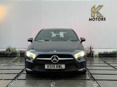 Mercedes-Benz A Class 1.5 A180d Sport (Executive) Hatchback 5dr Diesel 7G-DCT Euro 6 (s/s) (116 ps) - U203