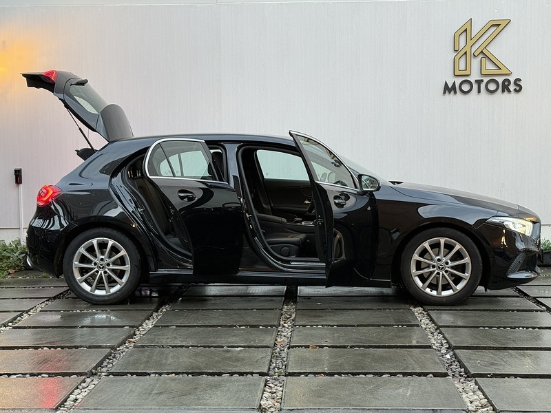 Mercedes-Benz A Class 1.5 A180d Sport (Executive) Hatchback 5dr Diesel 7G-DCT Euro 6 (s/s) (116 ps) - U203