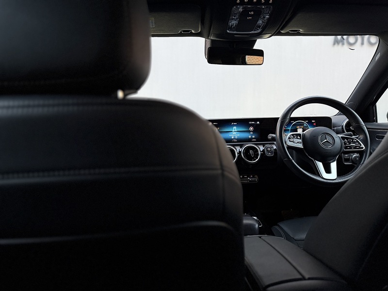 Mercedes-Benz A Class 1.5 A180d Sport (Executive) Hatchback 5dr Diesel 7G-DCT Euro 6 (s/s) (116 ps) - U203