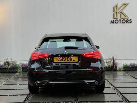 Mercedes-Benz A Class 1.5 A180d Sport (Executive) Hatchback 5dr Diesel 7G-DCT Euro 6 (s/s) (116 ps) - U203