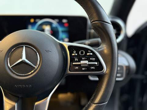 Mercedes-Benz A Class 1.5 A180d Sport (Executive) Hatchback 5dr Diesel 7G-DCT Euro 6 (s/s) (116 ps) - U203