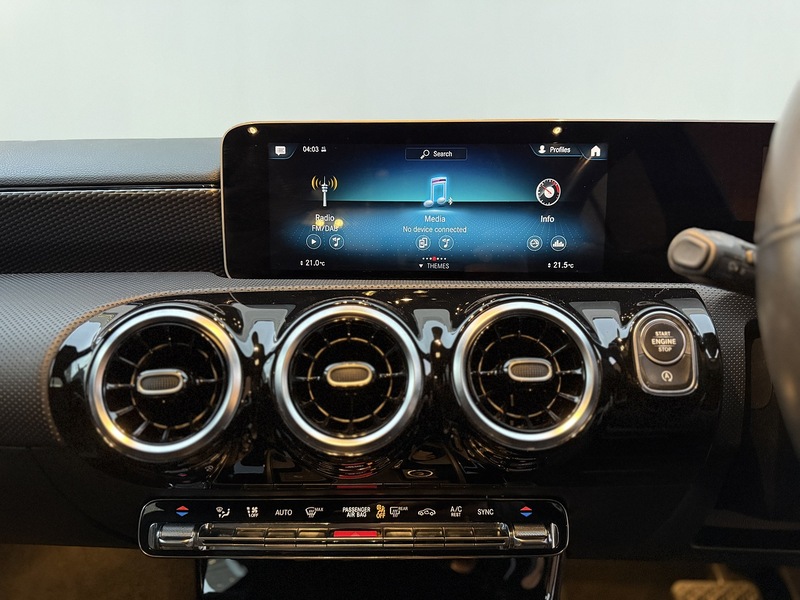 Mercedes-Benz A Class 1.5 A180d Sport (Executive) Hatchback 5dr Diesel 7G-DCT Euro 6 (s/s) (116 ps) - U203