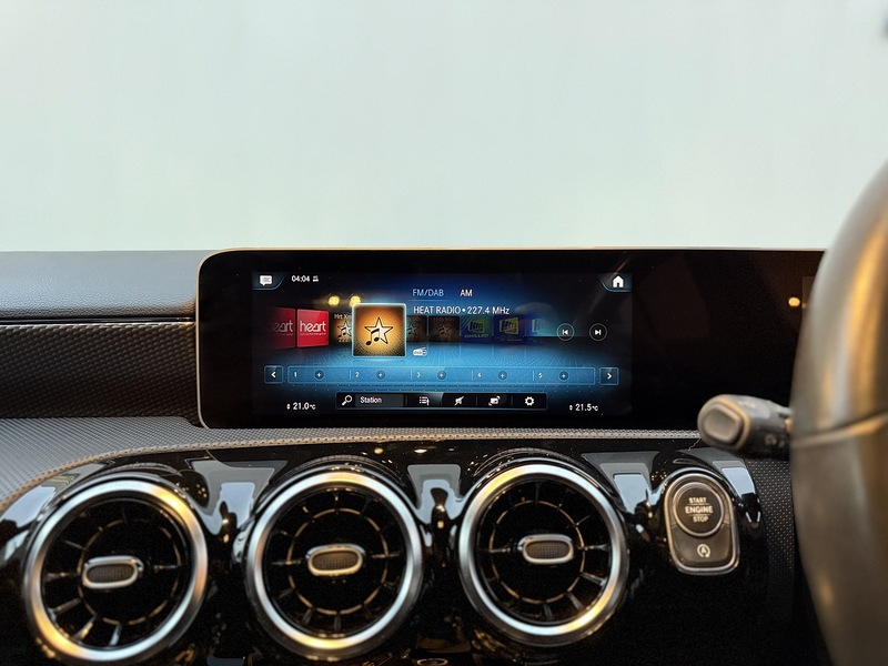 Mercedes-Benz A Class 1.5 A180d Sport (Executive) Hatchback 5dr Diesel 7G-DCT Euro 6 (s/s) (116 ps) - U203